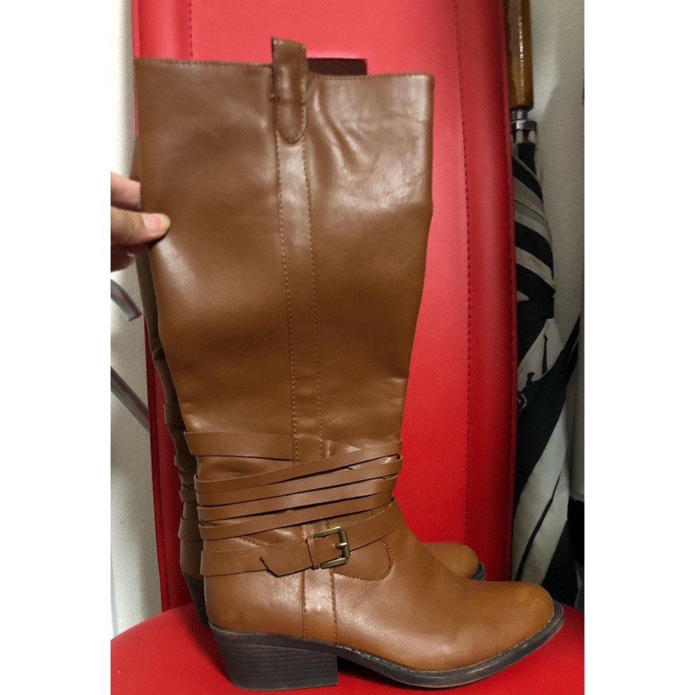 CUTE BROWN COWBOY BOOTS
